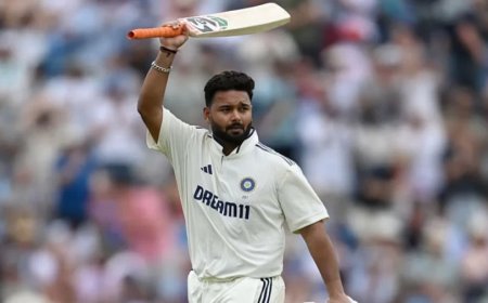 Rishabh Pant Record:ऋषभ पंत तोड़ेंगे वीरेंद्र सहवाग का सबसे बड़ा कीर्तिमान, बस एक छक्के की दरकार