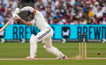 IND vs SA Test Series:युवा ऑलराउंडर नितीश कुमार रेड्डी टीम इंडिया से बाहर, जानें वजह