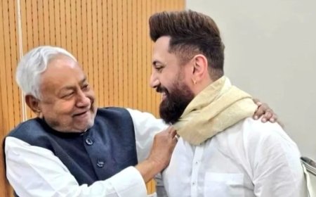Bihar Elections 2025: सीएम आवास पर मंथन, चिराग ने मुख्यमंत्री पद पर साधी चुप्पी