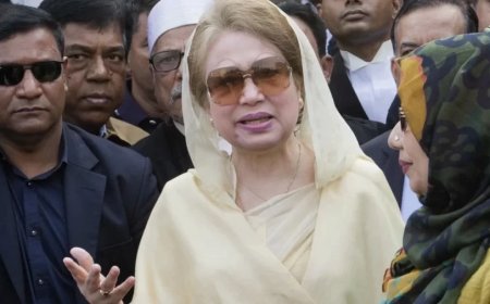 Khaleda Zia:बांग्लादेश की सियासत में भूचाल: पूर्व प्रधानमंत्री खालिदा जिया की हालत 'बेहद नाजुक'