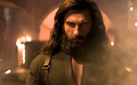 Bollywood:अनुष्का की फिल्म से किया डेब्यू, 'धुरंधर' का ये एक्टर है सुपरस्टार, पत्नी संग ऑनस्क्रीन केमिस्ट्री रही हिट