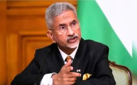 S. Jaishankar News:विदेश मंत्री एस जयशंकर ने बताया, क्यों भारत को परिवार के मुखिया की तरह व्यवहार करना चाहिए