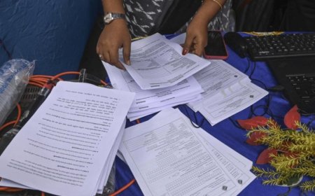 Special Intensive Revision:मतदाता सूची में बड़ा बदलाव: मध्य प्रदेश में 42 लाख से अधिक नाम कटे, वेबसाइट पर तकनीकी दिक्कत