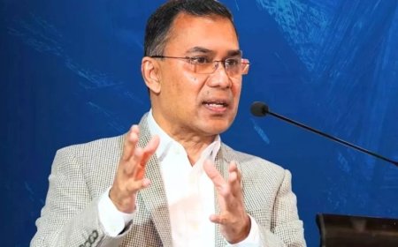 Bangladesh Violence:17 साल बाद बांग्लादेश लौटे तारिक रहमान, बोले- 'यह सपना नहीं, बांग्लादेश का भविष्य'