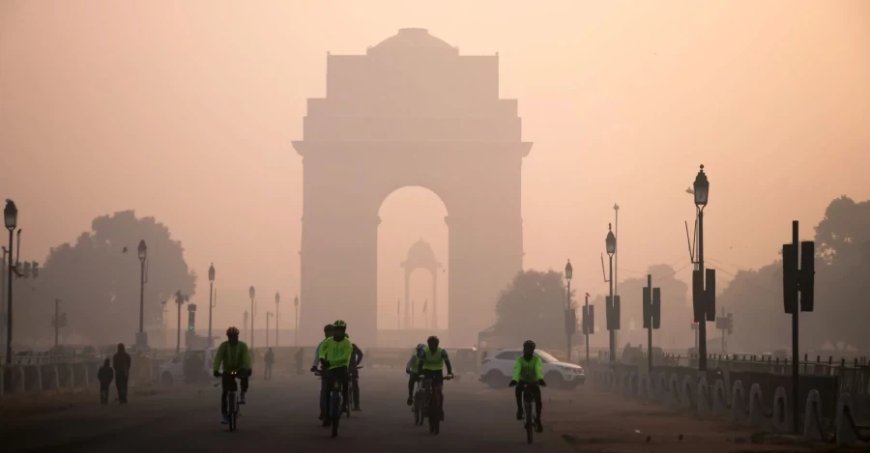 Delhi Pollution:दिल्ली-NCR में जहरीली हवा का कहर: AQI 400 के पार, GRAP-IV लागू