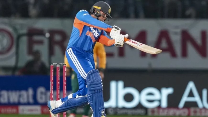 IND vs SA T20:अभिषेक शर्मा के पास आखिरी टी20 मैच में इतिहास रचने का मौका, कोहली के रिकॉर्ड को तोड़ने के हैं काफी करीब