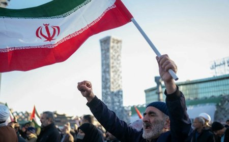 Iran Protests:ईरान में हिंसक प्रदर्शन: आर्थिक संकट से गहराया आक्रोश, शासन बदलने की मांग