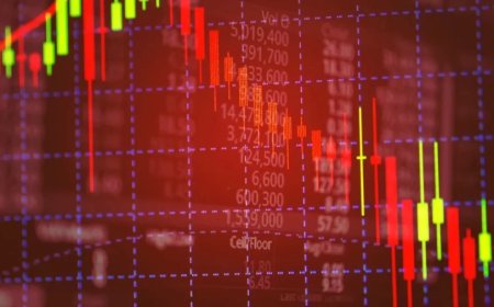 Share Market News:शेयर बाजार में गिरावट का दौर जारी, सेंसेक्स 250 अंक तो निफ्टी 60 अंक गिरकर खुला; निवेशकों की बढ़ी चिंता