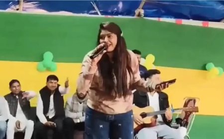Bihar Politics:तेजप्रताप यादव ने सिंगर को लगाई डांट, 'केवल यादव जी वाला गाना मत गाओ'; लालू यादव भोज में हुए शामिल