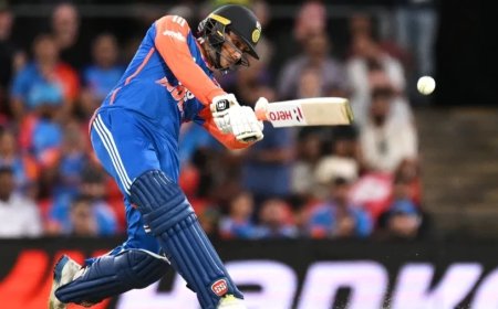 :IND vs NZ: अभिषेक शर्मा का धमाका, सिर्फ 2 छक्के और युवराज सिंह का रिकॉर्ड ध्वस्त!