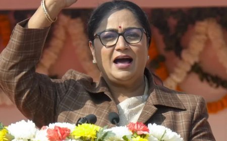 :गणतंत्र दिवस पर CM रेखा गुप्ता का बड़ा धमाका, दिल्ली के लिए किए ये 15 बड़े ऐलान