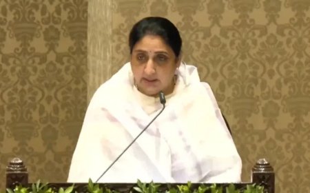 :सुनेत्रा पवार ने महाराष्ट्र की पहली महिला उपमुख्यमंत्री के रूप में शपथ ली, राज्यसभा से दिया इस्तीफा