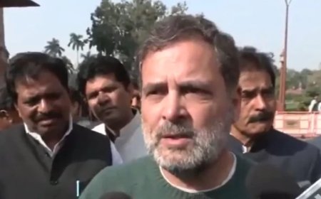 राहुल गांधी का पीएम मोदी पर हमला: बोले, प्रधानमंत्री सच से डरते हैं
