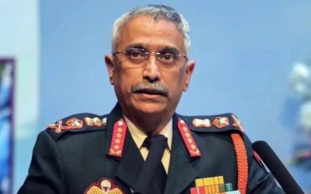 पूर्व सेना प्रमुख नरवणे की किताब पर दिल्ली पुलिस ने दर्ज की एफआईआर