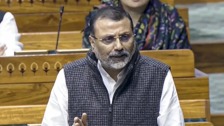 नेहरू-इंदिरा पर निशिकांत दुबे के बयान से संसद में हंगामा, विपक्ष की शिकायत