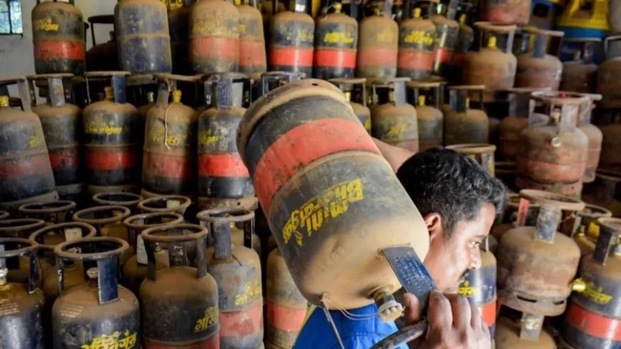भारत में एलपीजी उत्पादन 10 प्रतिशत बढ़ा, सरकार ने किल्लत की खबरें नकारीं