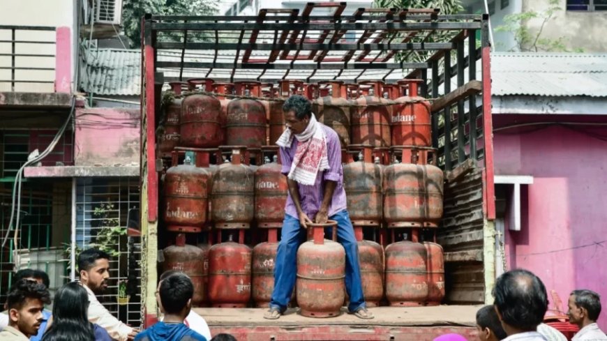 एलपीजी सिलेंडर की जमाखोरी पर सरकार सख्त, देशभर में हजारों सिलेंडर बरामद