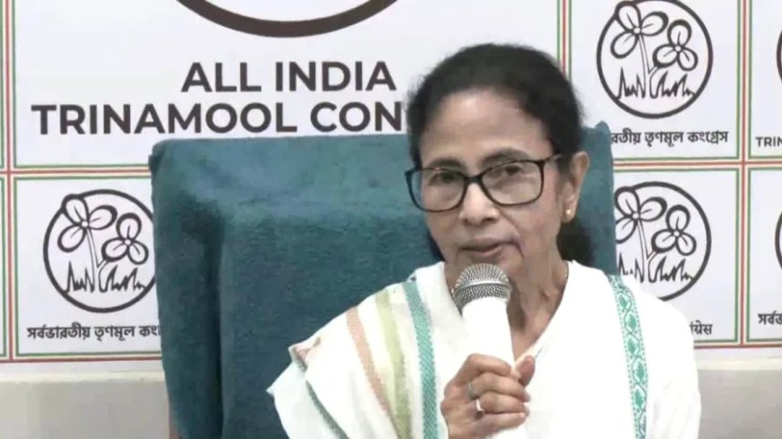 पश्चिम बंगाल चुनाव 2026: टीएमसी का घोषणापत्र जारी, लक्ष्मी भंडार और युवा भत्ते पर जोर