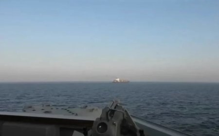 ईरान-अमेरिका युद्ध: अरब सागर में ईरानी कार्गो शिप सीज, टूटा सीजफायर, देखें वीडियो
