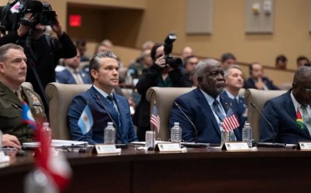 ईरान-अमेरिका युद्ध: 25 दिनों में 4 सैन्य अधिकारी बर्खास्त, नेवल सेक्रेटरी फेलन हटाए गए