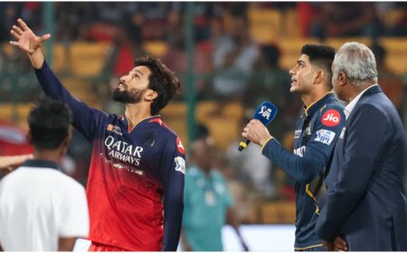 IPL 2026: बेंगलुरु ने टॉस जीतकर चुनी गेंदबाजी, रजत पाटीदार की कप्तानी में बड़ा बदलाव