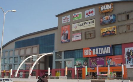 कोटा सिटी मॉल में भीषण आग: 5 दुकानें जलकर खाक, मची अफरा-तफरी