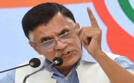 पवन खेड़ा की जमानत पर सुप्रीम कोर्ट में सुनवाई: एसजी मेहता की दलीलों के बाद फैसला सुरक्षित