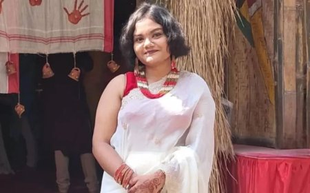 ISC Topper Anushka Ghosh: 100% अंक हासिल कर रचा इतिहास, जानें सफलता का मंत्र