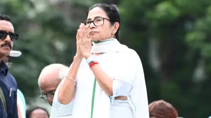 ममता बनर्जी की संपत्ति में गिरावट: न घर, न गाड़ी, जानें कितनी है कुल दौलत