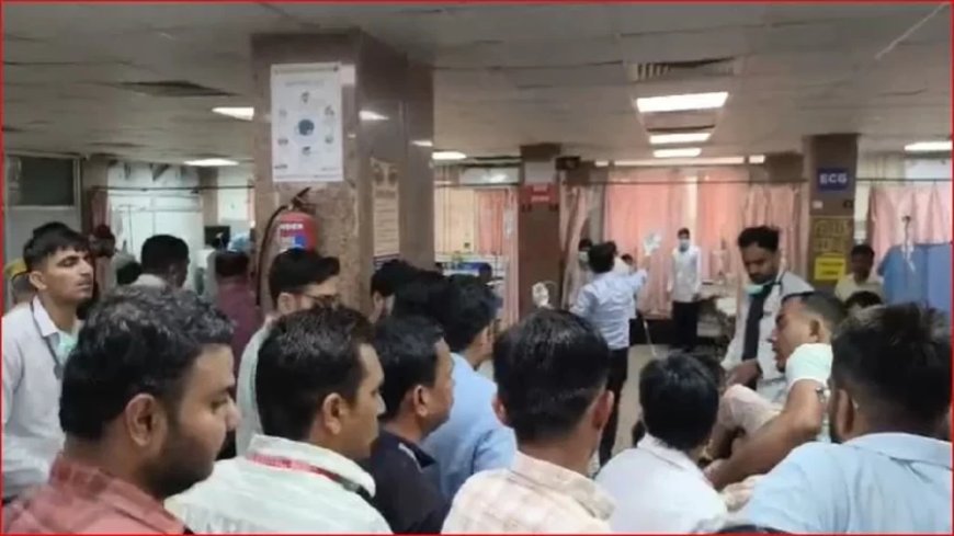 पुष्कर घाटी में भीषण हादसा: 150 फीट गहरी खाई में गिरी बस, 2 की मौत