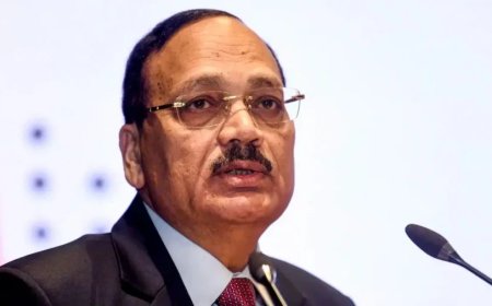 CJI सूर्य कांत ने कॉकरोच वाली टिप्पणी पर दी सफाई, युवाओं को बताया विकसित भारत का स्तंभ