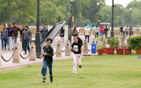 दिल्ली मौसम अपडेट: 48 घंटों में 9 डिग्री गिरा पारा, भीषण गर्मी से मिली बड़ी राहत