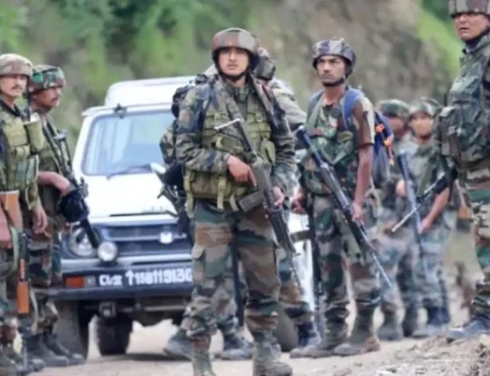 बांदीपोरा में आतंकियों का ठिकाना ध्वस्त: भारी मात्रा में असलहा और बारूद बरामद, बड़ी साजिश नाकाम
