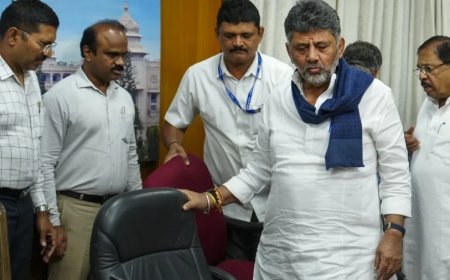 डीके शिवकुमार: कल कर्नाटक के 25वें मुख्यमंत्री के रूप में लेंगे शपथ, 10 मंत्री भी होंगे शामिल