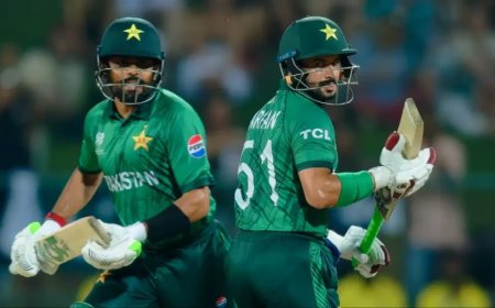 PAK vs AUS: पाकिस्तान ने ऑस्ट्रेलिया को वनडे सीरीज में हराकर रचा इतिहास, बनी पहली एशियाई टीम