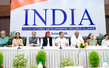 इंडिया गठबंधन की बैठक: राहुल गांधी की सफाई और ममता बनर्जी का बंगाल चुनाव में धांधली का आरोप