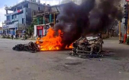 मणिपुर हिंसा: 6 नागा लोगों के शव मिलने से इंफाल में तनाव, पुलिस ने दागे आंसू गैस के गोले