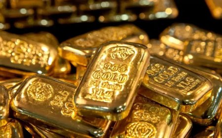 सोने और चांदी की कीमतों में भारी गिरावट सोना 4800 और चांदी 5300 रुपये टूटी