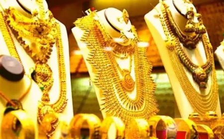 सोने और चांदी की कीमतों में भारी गिरावट सोना 2840 रुपये और चांदी 8040 रुपये सस्ती