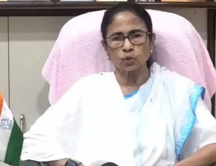 ममता बनर्जी का बड़ा आरोप: पुलिस और केंद्रीय एजेंसियों के जरिए टीएमसी विधायकों को धमका रही भाजपा
