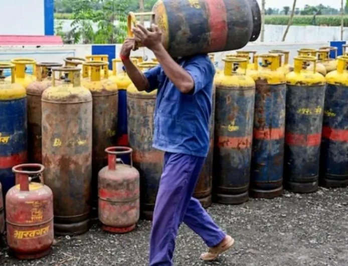 इंडस्ट्रियल और कमर्शियल LPG ग्राहकों को बड़ी राहत, सरकार ने हटाई पाबंदियां