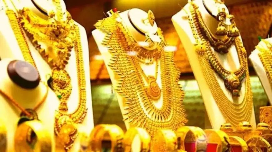 सोने और चांदी की कीमतों में भारी गिरावट सोना 2840 रुपये और चांदी 8040 रुपये सस्ती