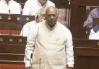 संसद में हंगामा: छात्रों पर लाठीचार्ज को लेकर खरगे का माइक बंद करने का आरोप, विपक्ष हमलावर