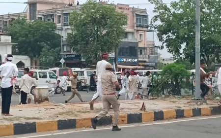 जयपुर में घुमंतु जातियों के महापड़ाव में बवाल, पथराव और लाठीचार्ज में 4 पुलिसकर्मी घायल