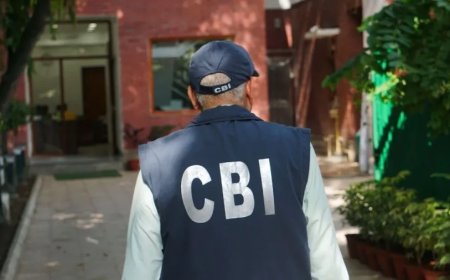 NEET UG 2026 पेपर लीक: कोचिंग संचालक के पास मिले 136 में से 111 सवाल परीक्षा से मिले, CBI का खुलासा