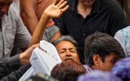 सोनम वांगचुक का सफदरजंग अस्पताल में ही चलेगा इलाज: दिल्ली हाईकोर्ट ने मेदांता शिफ्ट करने की मांग ठुकराई