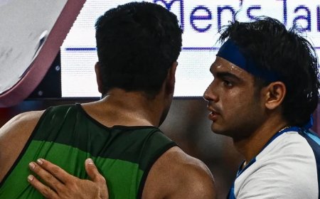 कॉमनवेल्थ गेम्स में नीरज चोपड़ा का जलवा, अरशद नदीम को पीछे छोड़ फाइनल में पहुंचे