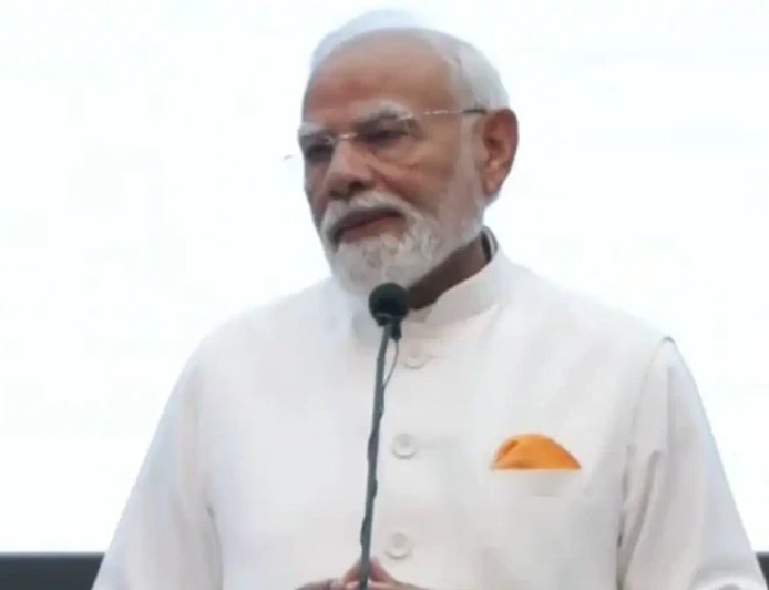 पीएम मोदी का इंडोनेशिया की संसद में संबोधन: रामायण और महाभारत के साझा रिश्तों पर दिया जोर