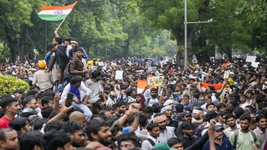 कॉकरोच जनता पार्टी का देशभर में प्रदर्शन का ऐलान, शिक्षा मंत्री के इस्तीफे की मांग