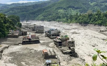 नेपाल में भीषण बाढ़ का तांडव: 165 की मौत और 800 से ज्यादा लापता, 300 भारतीय भी शामिल